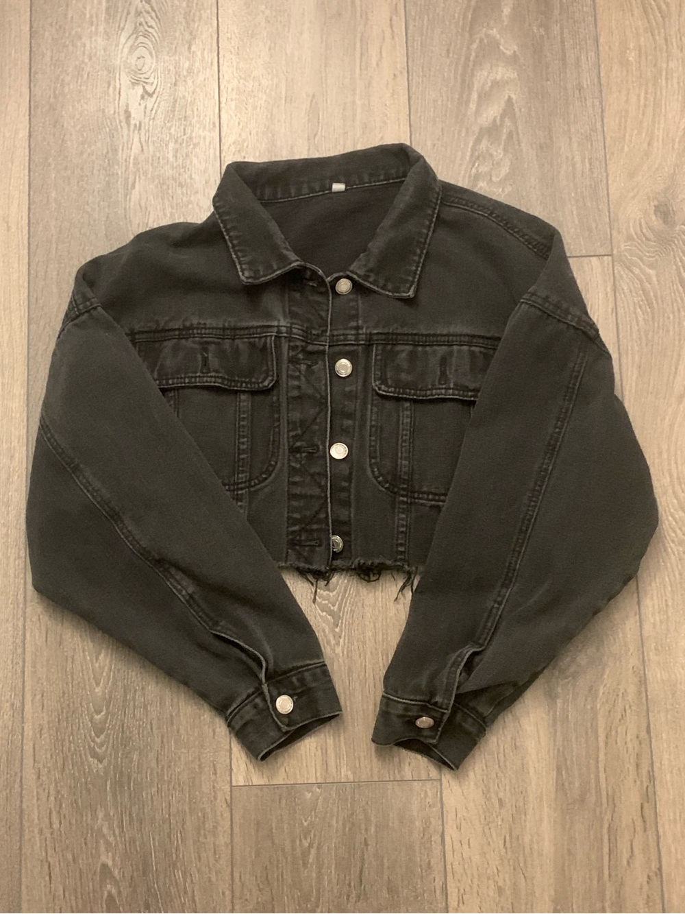 SHEIN Cropped Denim Jacket with Raw Hem